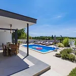 Дом отдыха Luna By Interhome