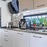 Luna By Interhome *